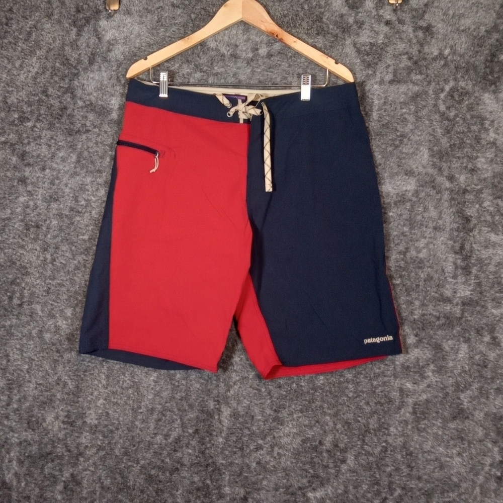Patagonia Wavefarer Boardshorts Beach Vacation Resort Mens Shorts Sz 34